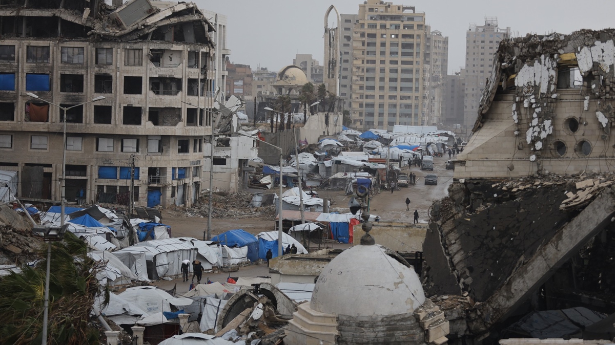 Gazze'de insani kriz: �ad�rlar sular alt�nda kald�