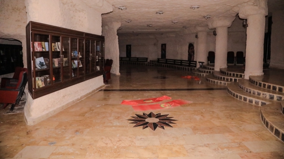 YPG'nin Aynularab'da in�a etti�i 'yer alt� �ehri' g�r�nt�lendi