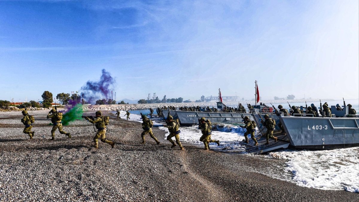 Bakanl�k tek tek payla�t�: ��te tatbikatlardan nefes kesen kareler