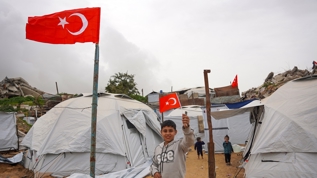 Gazze'de kurulan 'Y�ld�z Tilbe �ad�r Kenti' a��ld�