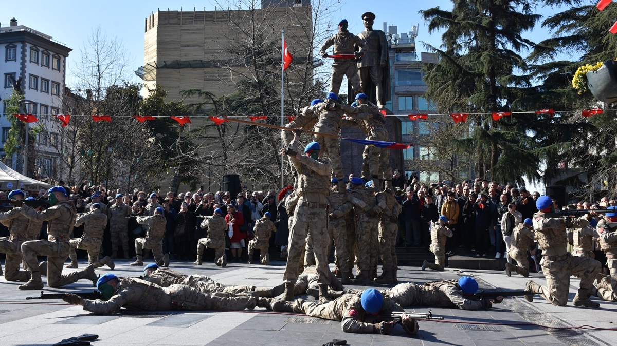 Trabzon'da fetih y�r�y���: Kutlamalar ilgiyle izlendi