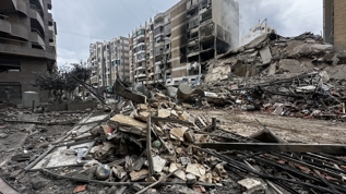 Beyrut'ta y�k�m: �srail sokaklar� harabeye �evirdi