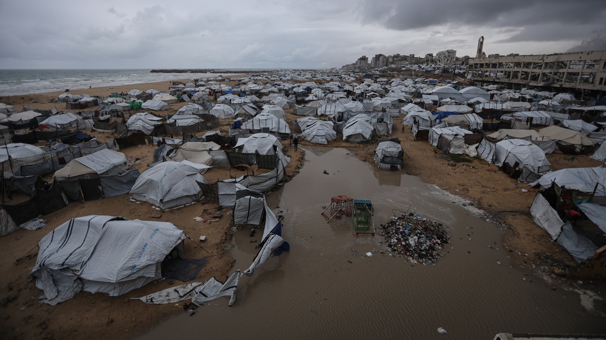 Gazze'de insani kriz: Filistinlilerin �ad�rlar�n� su bast�