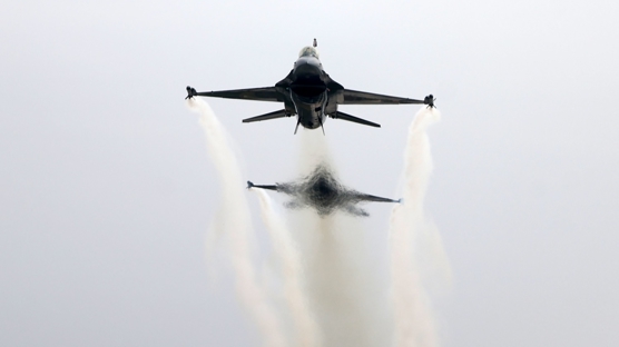 SOLOT�RK'�n 15. y�l�! G�ky�z�nde nefes kesti