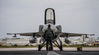 EFES-2026'da g�� g�sterisi! F-16'lar hedefleri tam isabet vurdu