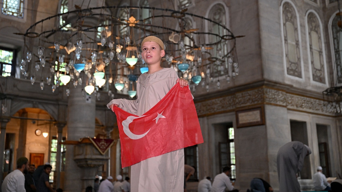 �slamofobiye kar�� 'tatl�' bir duru�! Joshie kampanyas�n� tamamlad�
