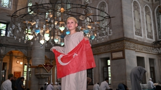 �slamofobiye kar�� 'tatl�' bir duru�! Joshie kampanyas�n� tamamlad�