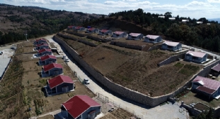 Orada yaşayan köylüler... Artık binlerce kat daha zenginler!