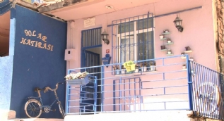 '90'lar evi' görenleri zamanda yolculuğa çıkarıyor