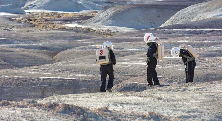 Dünyadaki Mars: Burada uzay kıyafeti giymek ve telsiz kullanmak zorunlu!