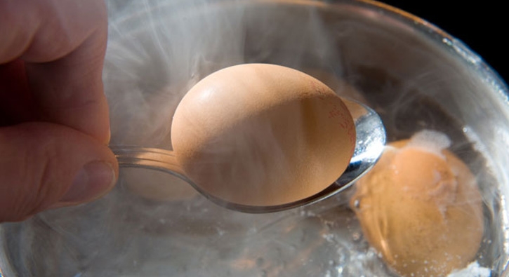 i yumurta m yoksa pimi yumurta m daha faydal?